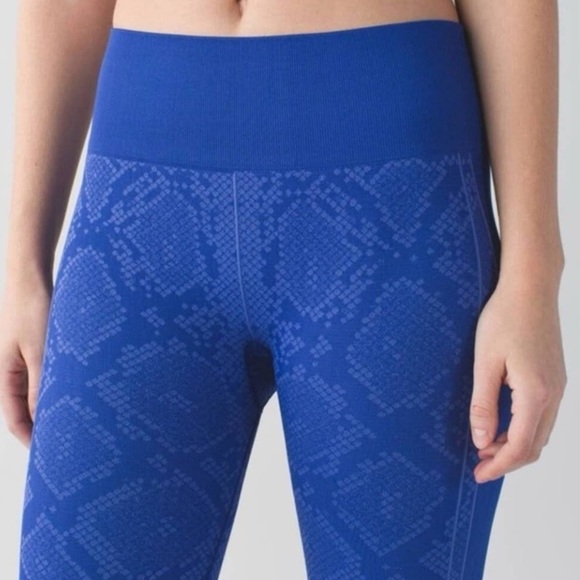 LULULEMON Ebb To Street Pant Leggings Heathered Sapphire Blue‎ Size 8 Workout - Picture 5 of 5